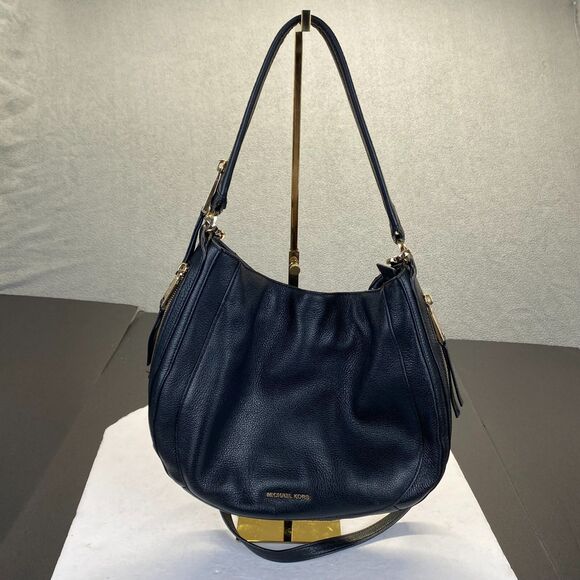 Michael Kors Julia Convertable Medium Shoulder Hobo Bag Black Leather - Picture 1 of 16